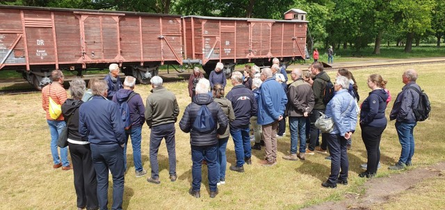 Indrukwekkend bezoek Kamp Westerbork
